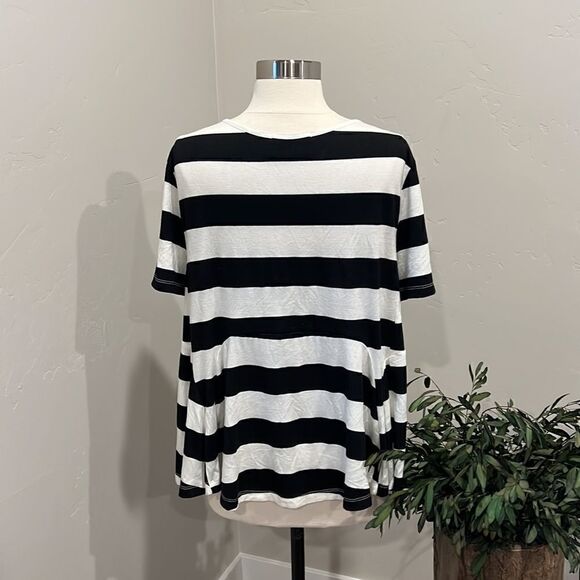 Everleigh Striped Flutter T-shirt  - Picture 3 of 8
